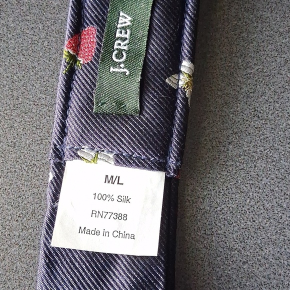 J.Crew M/L 100% SILK Navy Strawberry Belt New! Message W/ Requests! main image 7